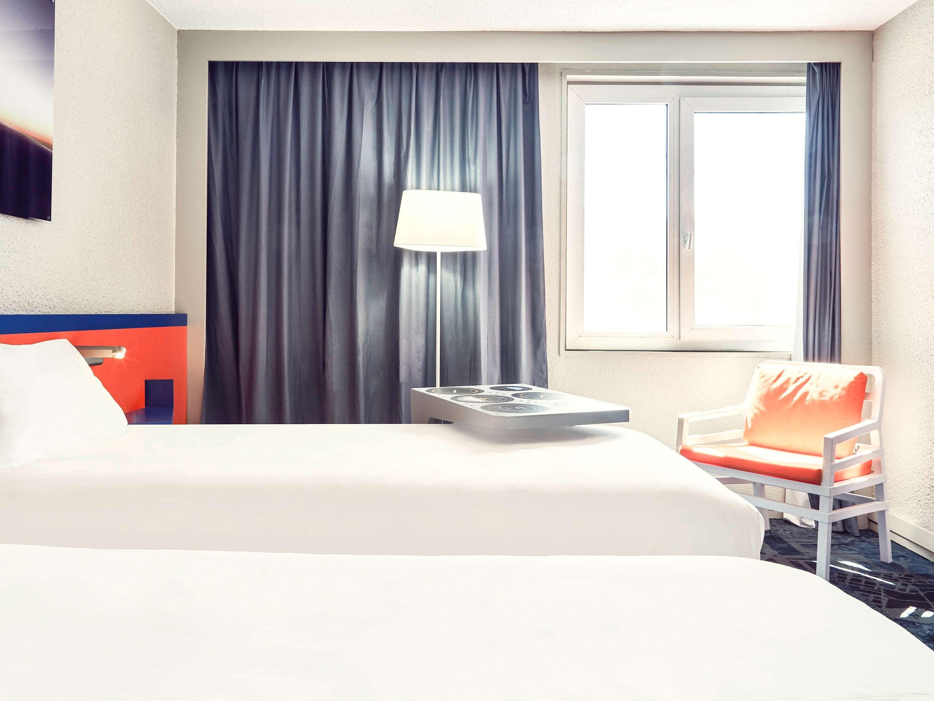 Ibis Styles Marseille Aeroport Hotel Vitrolles  Exterior photo