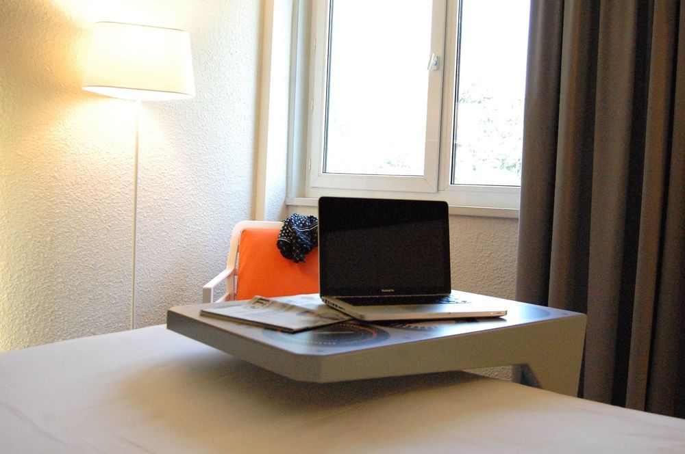Ibis Styles Marseille Aeroport Hotel Vitrolles  Exterior photo